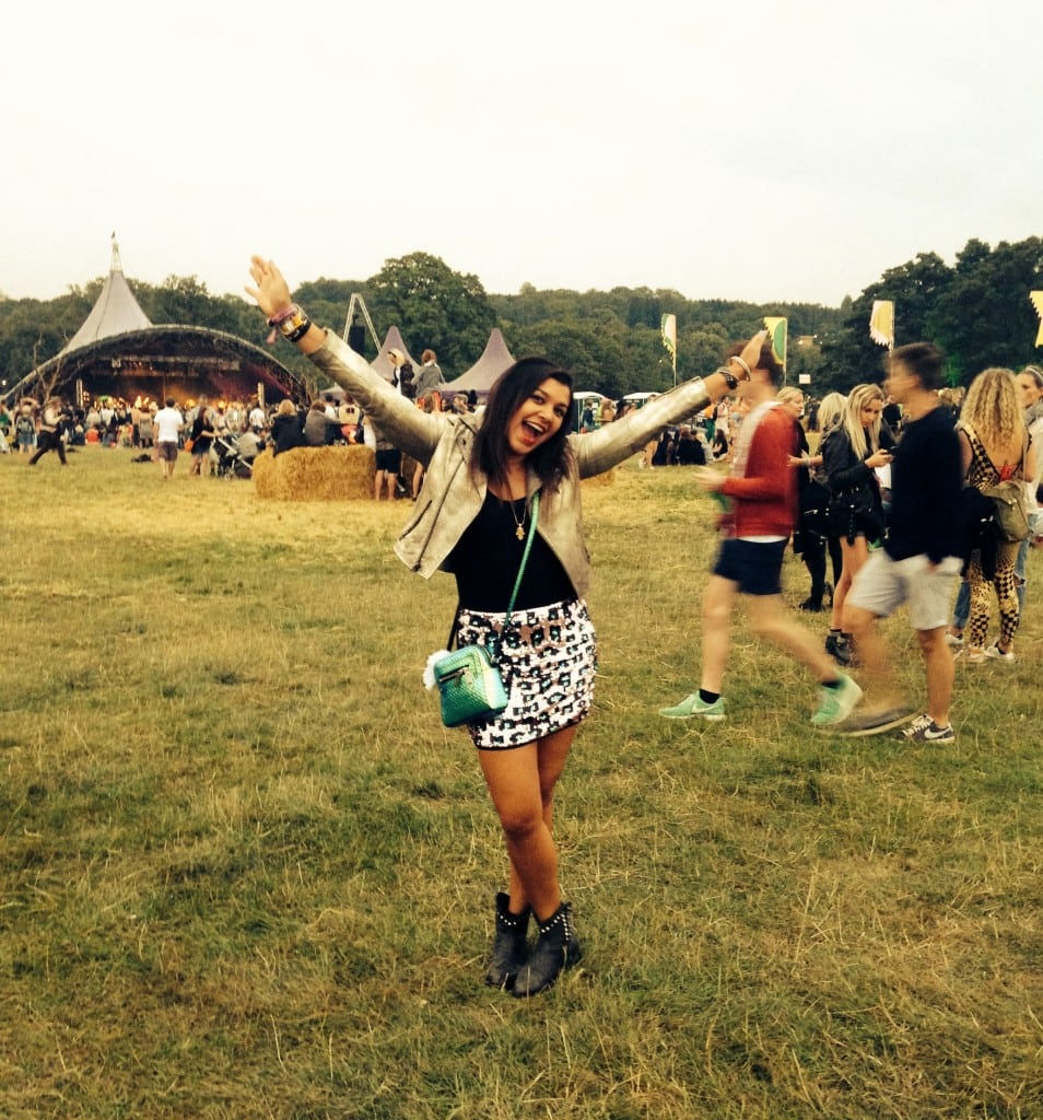 Wilderness Festival - Accessorize 30th Birthday Lady Trekking