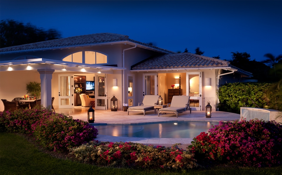 Jumby bay pool Villa Lady Trekking