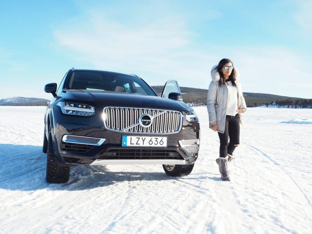 Lady Trekking Volvo XC90 T8 luxury cars Bonnie Rakhit