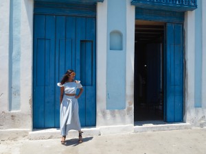 Lady Trekking Bonnie Cuba - Havana 24 hour style guide