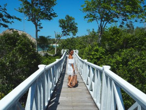 Lady Trekking Bonnie Holguin Cuba