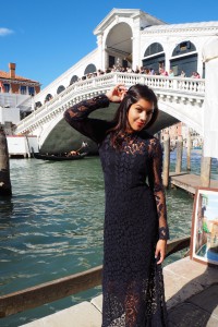 Lady Trekking what to wear in venice