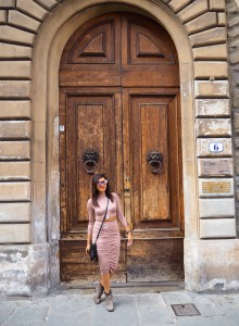 Lady Trekking Florence