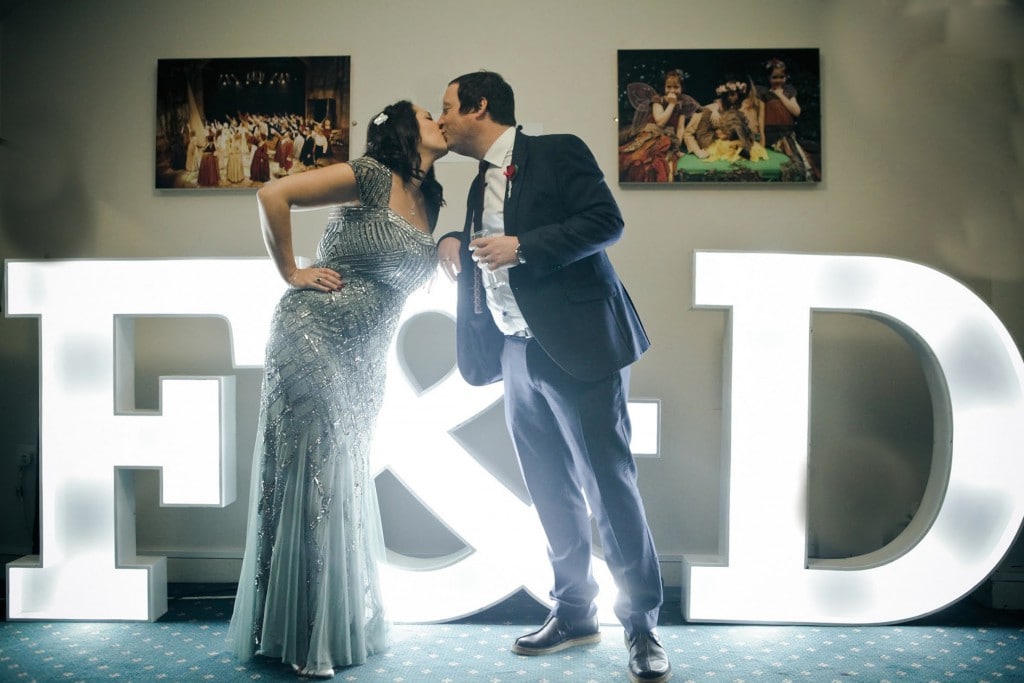 neon lights wedding