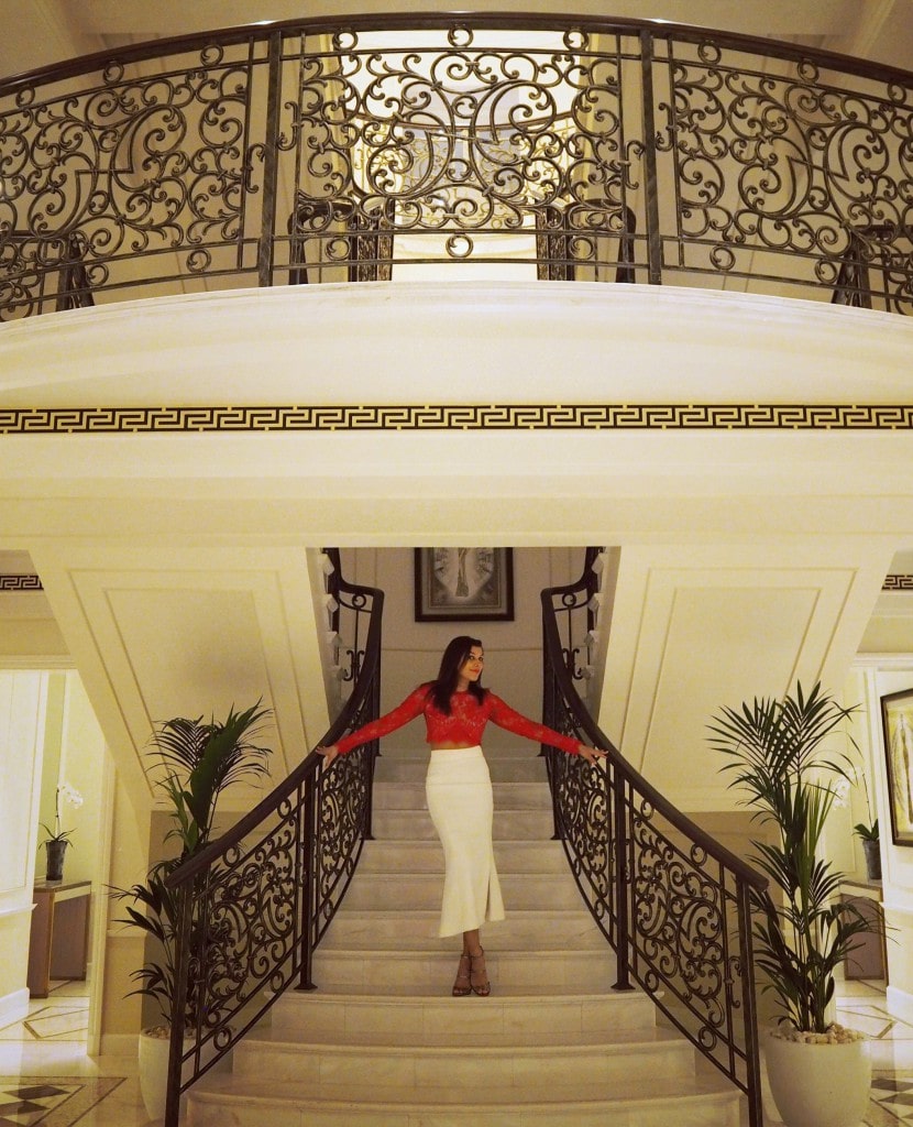 Lady Trekking A Stylish Spa Palazzo Versace Bonnie Rakhit fashion
