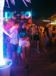 Bonnie Rakhit Lady Trekking Ibiza clubbing