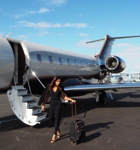Lady Trekking Bonnie Rakhit what to wear on a flight ted baker ted says relax