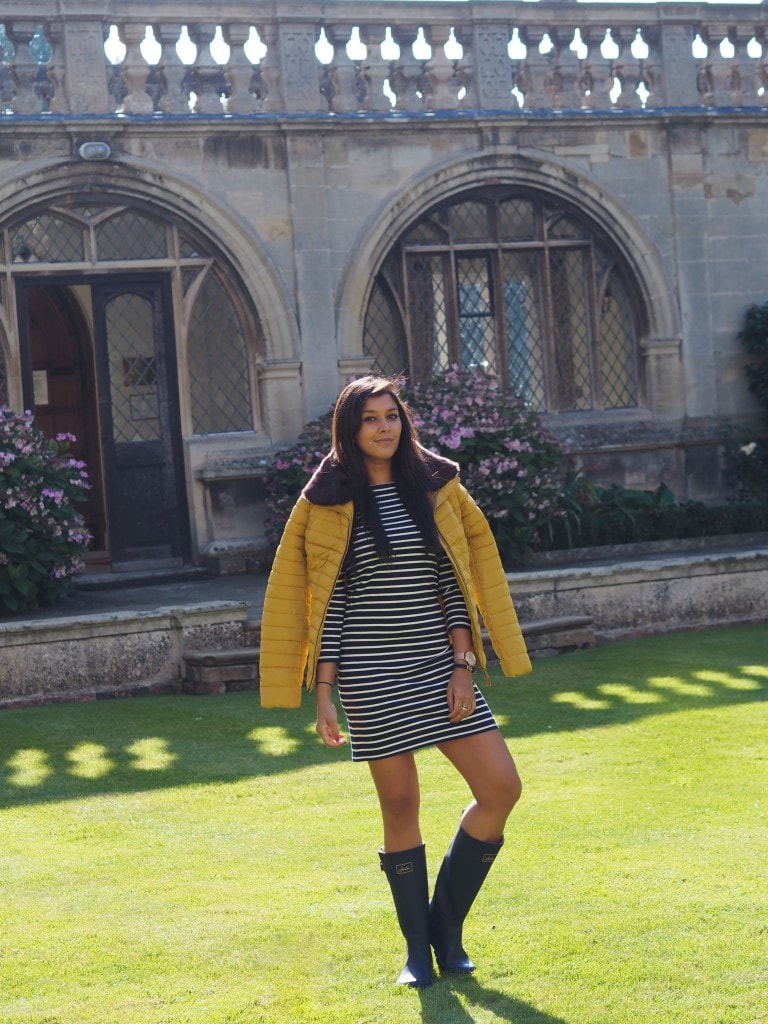 Bonnie-Rakhit-style-traveller-Joules-winter-outfit